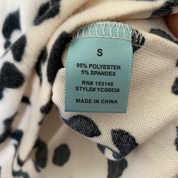 🔥NWT $39 Good Luck Gem long sleeve pink cheetah print top SOFT womens Small - Picture 7 of 7